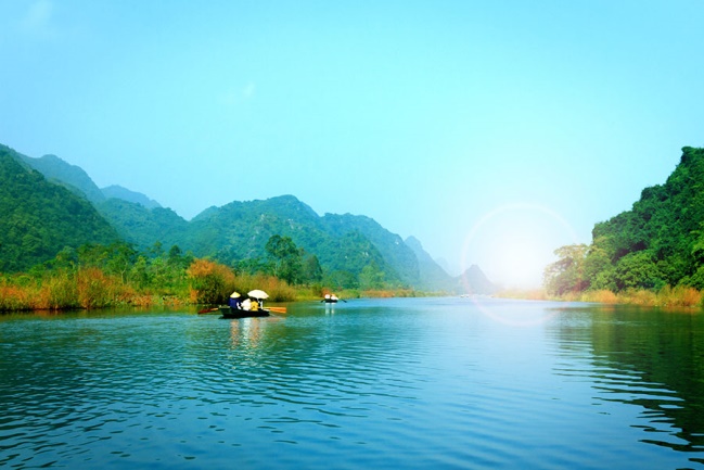 TOUR HÀ NỘI - TRÀNG AN - HẠ LONG - YÊU TỬ - CHÙA HƯƠNG 5 NGÀY 4 ĐÊM upload/attachment/thumb/3218image005-jpg.jpeg